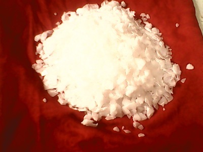 供應(yīng)70%片堿（氫氧化鈉/燒堿） 價格、廠家及圖片詳解